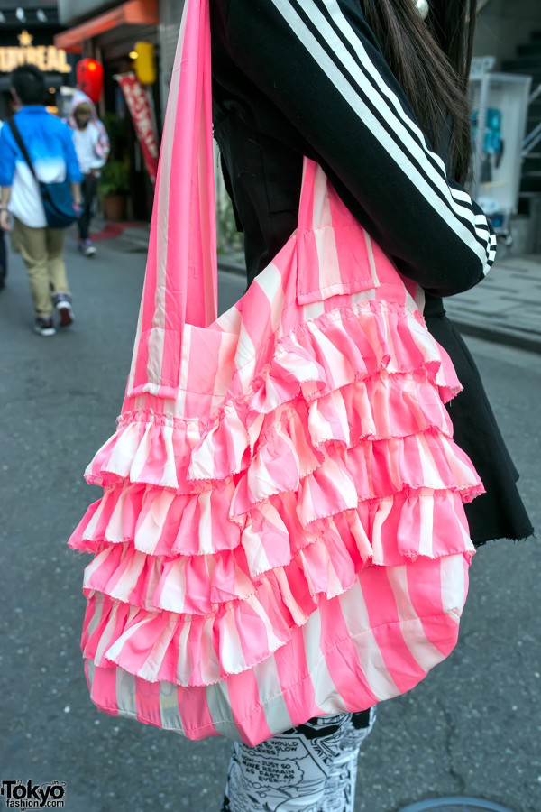 Pink Ruffle Shoulder Bag