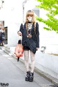 Harajuku Girl in Grimoire Tokyo Skirt