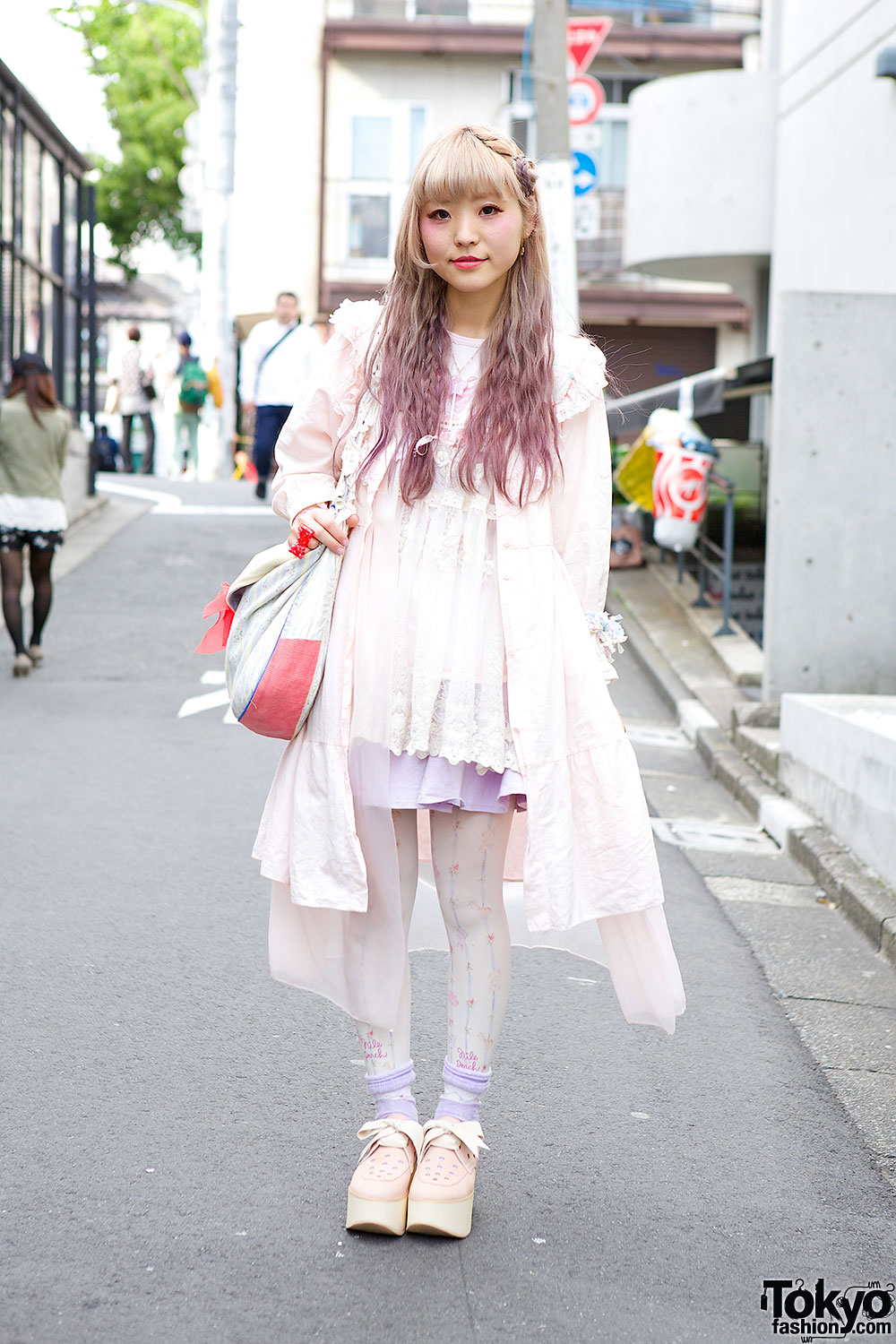 Lilac Hair & Pastel Fashion w/ Nile Perch & Tokyo Bopper in Harajuku ...