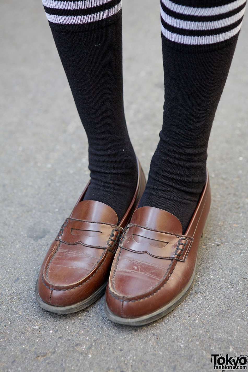 Cute Japanese School Uniform w/ Plaid Skirt, Red Tie & Loafers – Tokyo ...