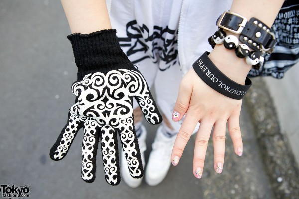 Harajuku Glove & Bracelets