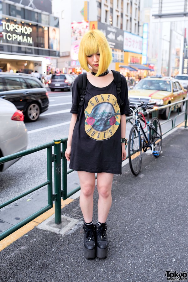 Yellow Bob Hairstyle, Guns N’ Roses T-shirt & YRU Platforms in Harajuku