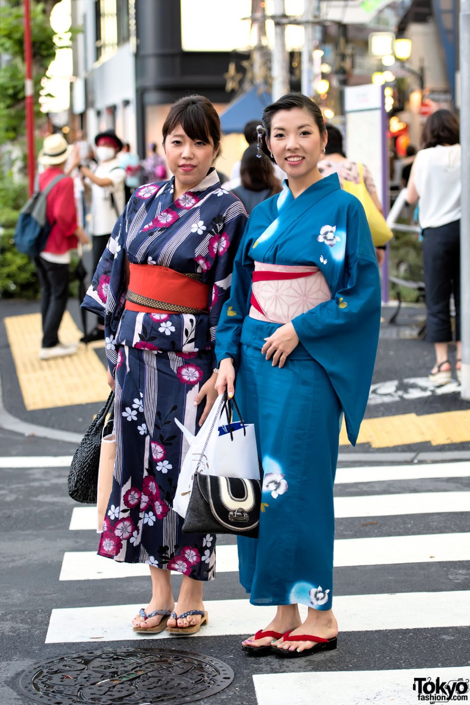 Japanese Yukata Pictures in Harajuku at Jingu Gaien Fireworks Festival ...