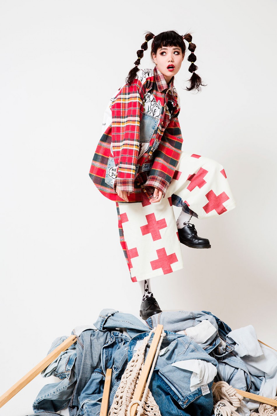 Japanese Fashion Brand HEIHEI – “Dalmatians” A/W 2014 Exhibition ...