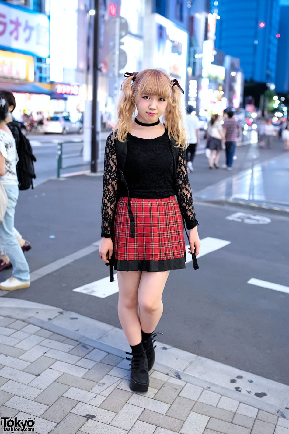 Blonde Twintails Black Lace Plaid Skirt And Tokyo Bopper In Harajuku Tokyo Fashion