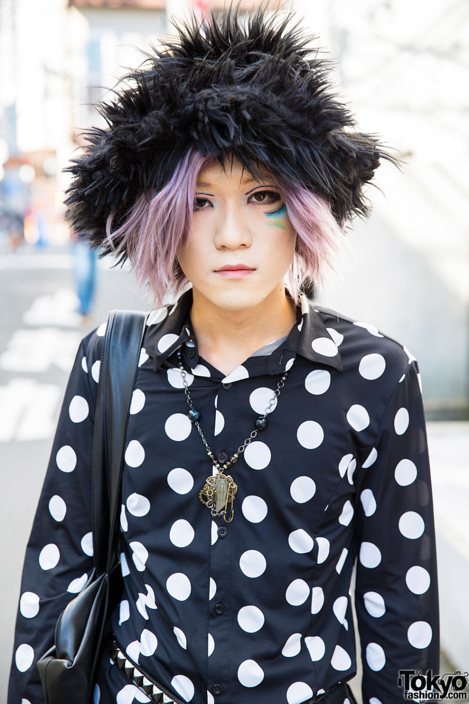 Harajuku Guy w/ Lilac Hair, ankoROCK Furry Hat, Polka Dots & Platform ...