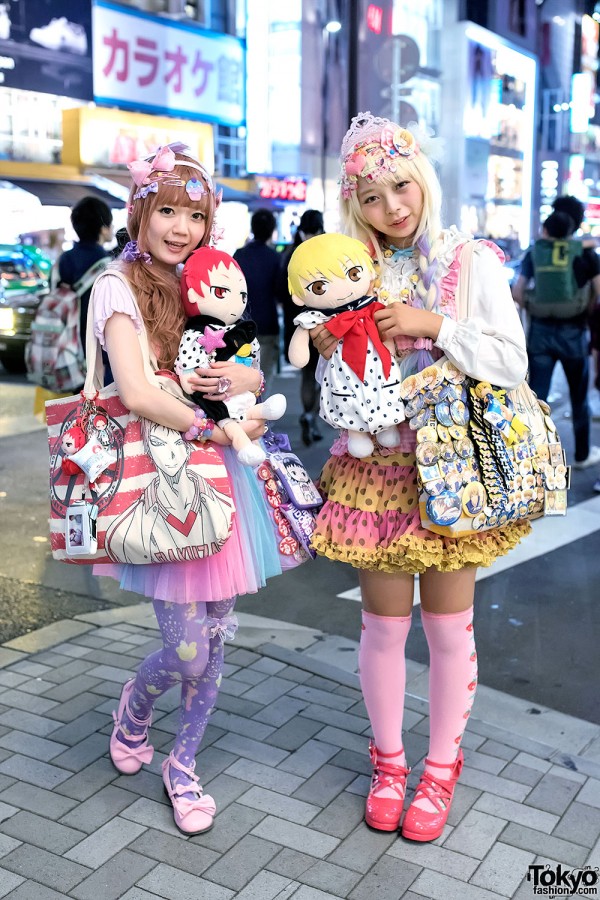 Harajuku Decora Girls w/ Kuroko’s Basketball Goods & Colorful Fashion