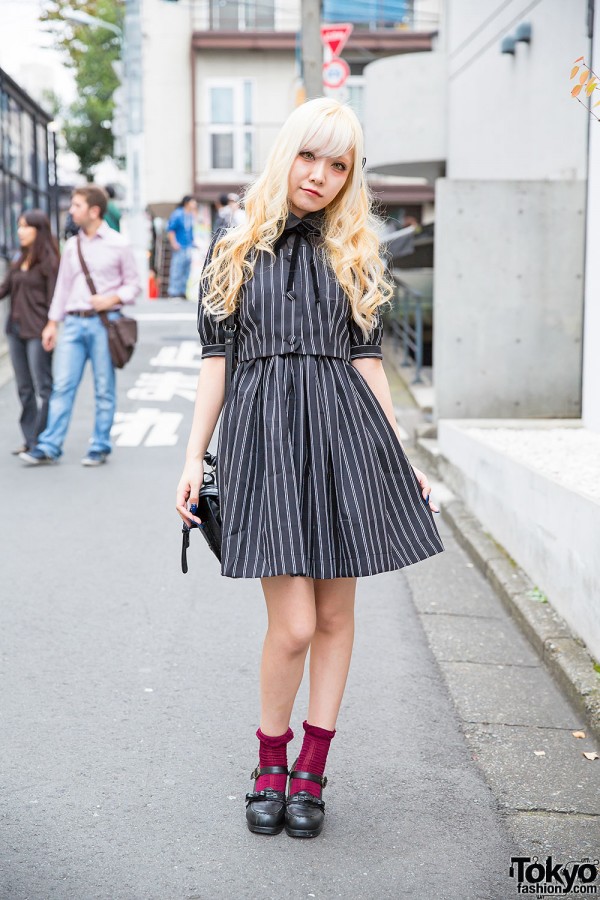 Blonde Harajuku Girl w/ Fangs, Striped Fashion & Justin Davis Accessories