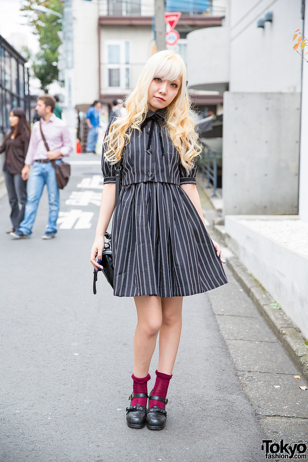 Blonde Harajuku Girl w/ Fangs, Striped Fashion & Justin Davis ...