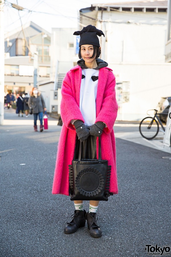 Yama in Harajuku w/ Pink Vintage Coat & Tokyo Bopper Tote Bag