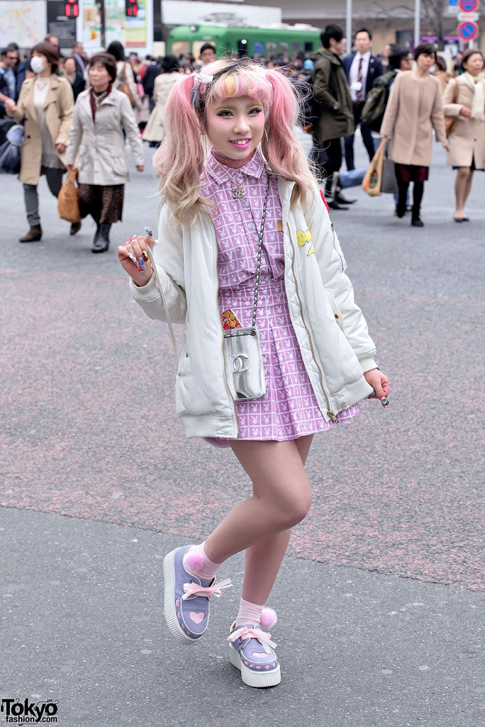 Pink Twin Tails, Barbie Nails, Joyrich, Bubbles & Chanel in Shibuya ...