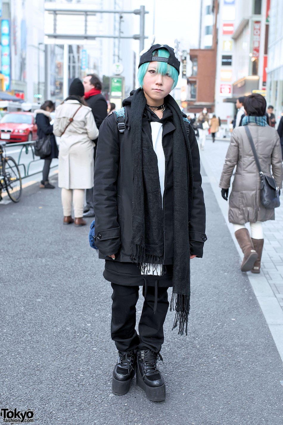 Harajuku Girl w/ Cyberdog Backpack, Green Hair & Monomania – Tokyo Fashion