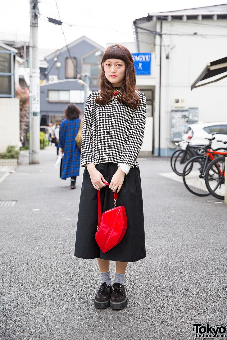 Harajuku Girl in Black & White w/ Lips Purse, Cherry Choker & Creepers ...