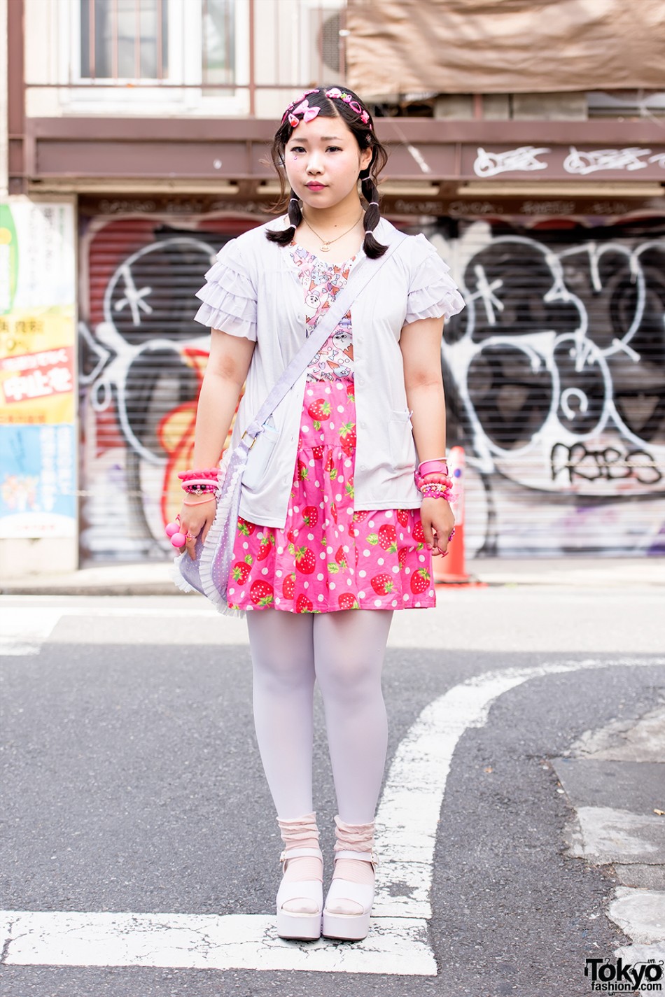 Harajuku Girl w/ Decora Hair Clips, ACDC Rag, Swimmer & WEGO Fashion ...