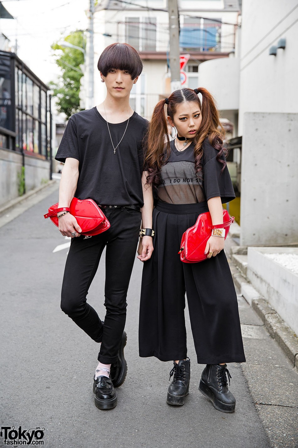 Harajuku Couple in Black w/ Lips Clutches, Emoda, Lad Musician ...