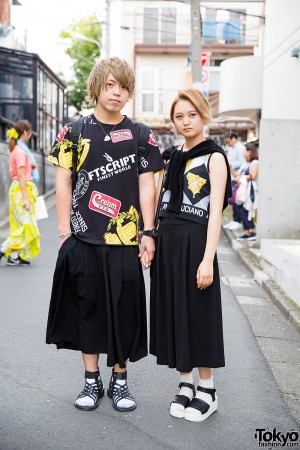 Blonde Harajuku Couple in Graphic Tops & Sandals w/ Rirandture, Justin ...