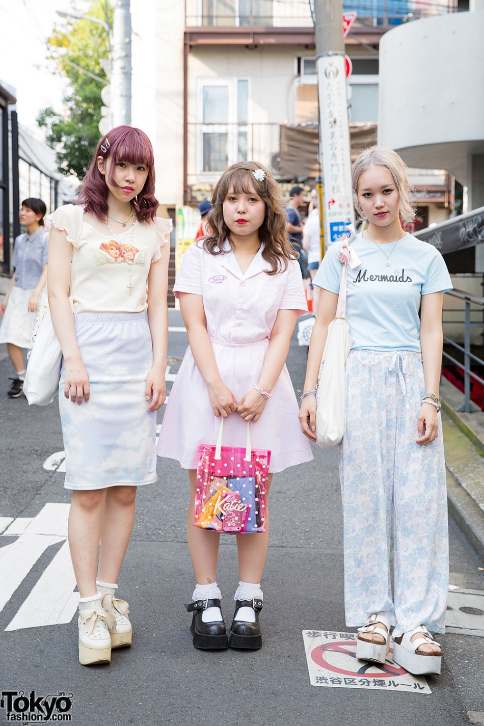 Harajuku Girls In Pastel Fashion W Bubbles Kawi Jamele Tokyo Bopper Lds X Amo And Wego Tokyo