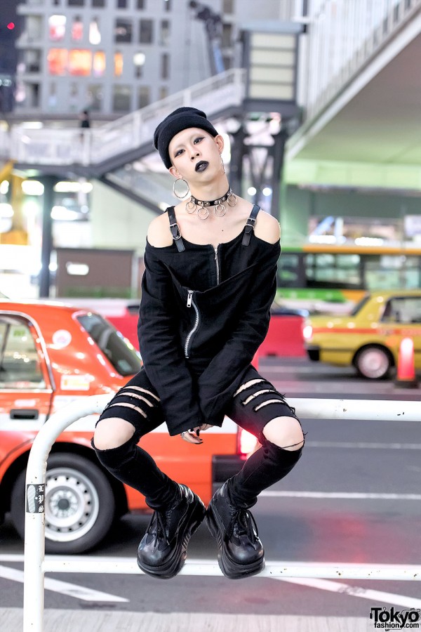 Dark Tokyo Street Style w/ Black Lipstick, Fetis & Demonia Boots ...