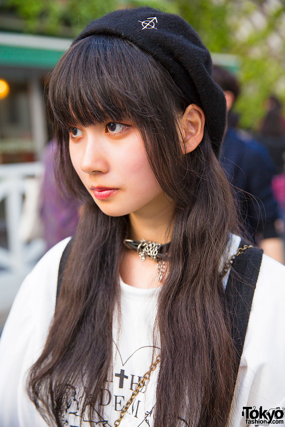  Harajuku Girl in Beret Suspenders Skirt Romantic 