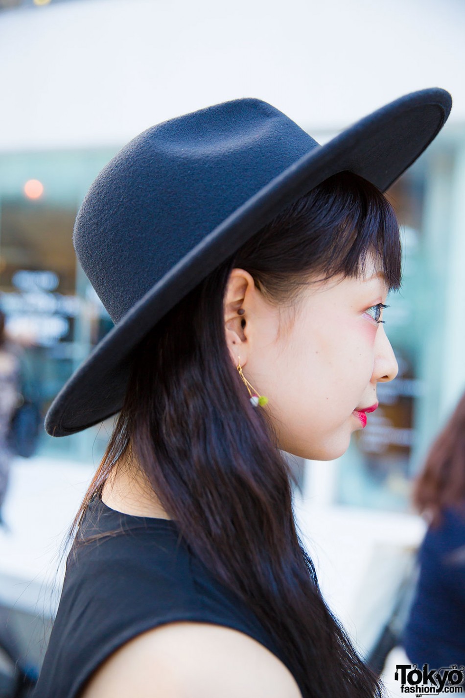 Harajuku Girl in All Black w/ Clutch, Hat, Platform Sandals, Uniqlo ...