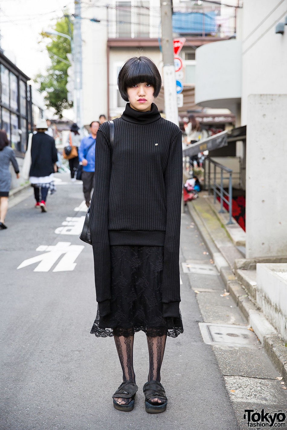 Harajuku Girl in All Black w/ Extra Long Sleeve 99% IS Turtleneck ...