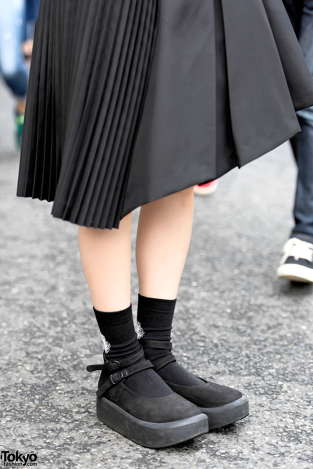 Tokyo Bopper Bows Backpack, Cleana Skirt & Platform Shoes in