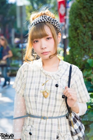 Artist in Vintage Dress, Gingham Headband, Platform Sandals & Lamp ...