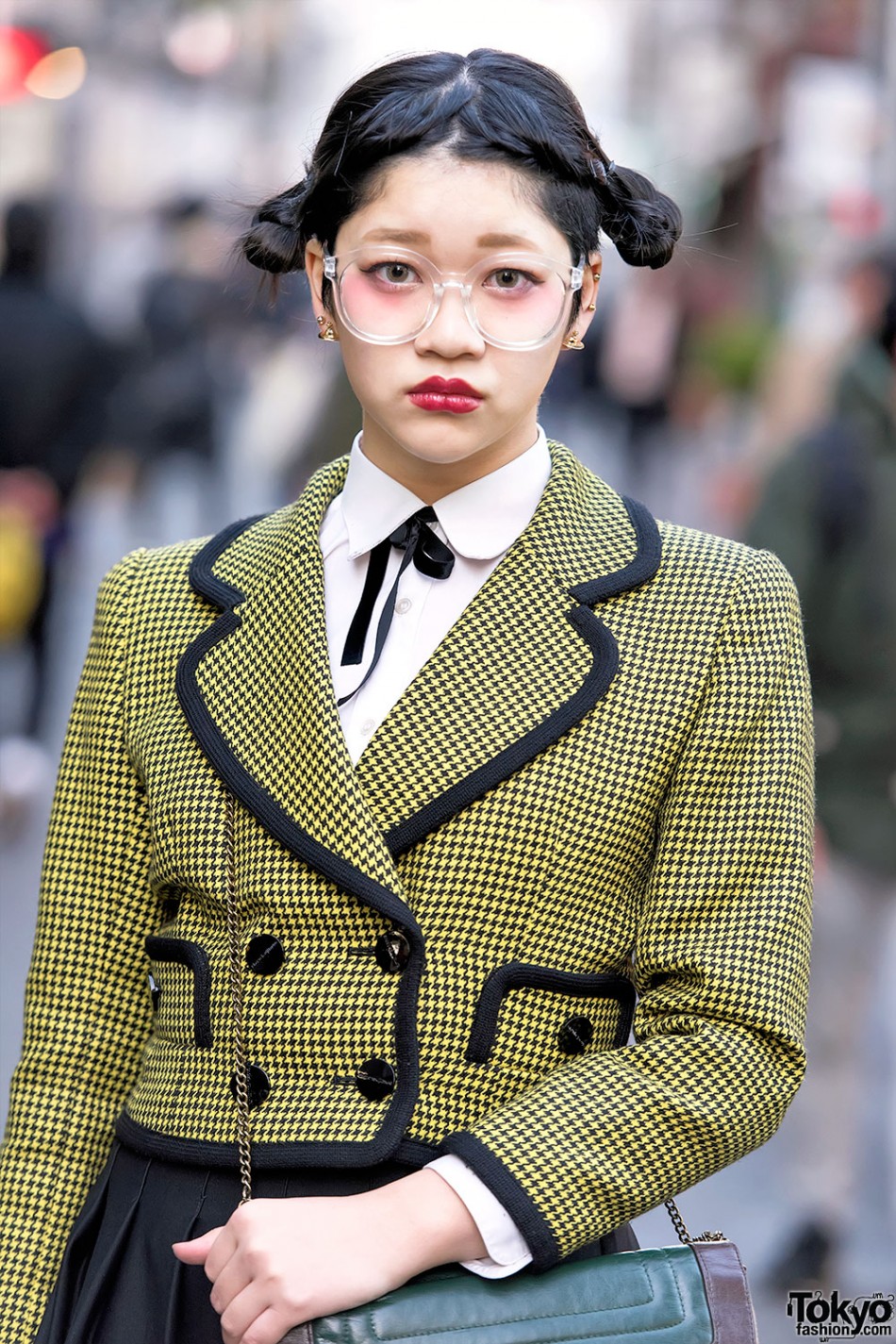 Harajuku Girl In Glasses W Yellow Houndstooth Jacket And Yru Sandals Tokyo Fashion