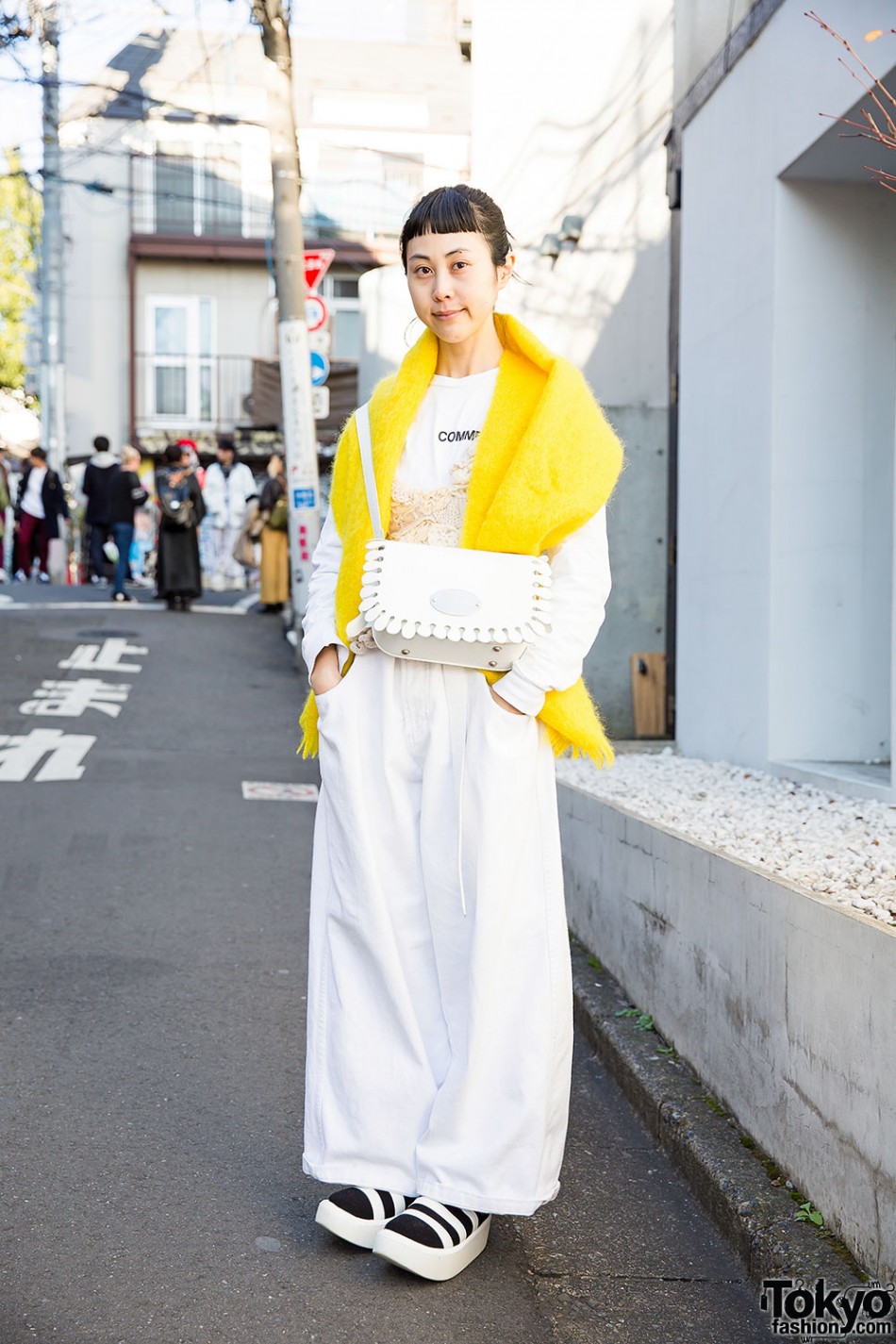 Harajuku Girl in White w/ Comme des Garcons, OTOE & Tokyo Bopper ...