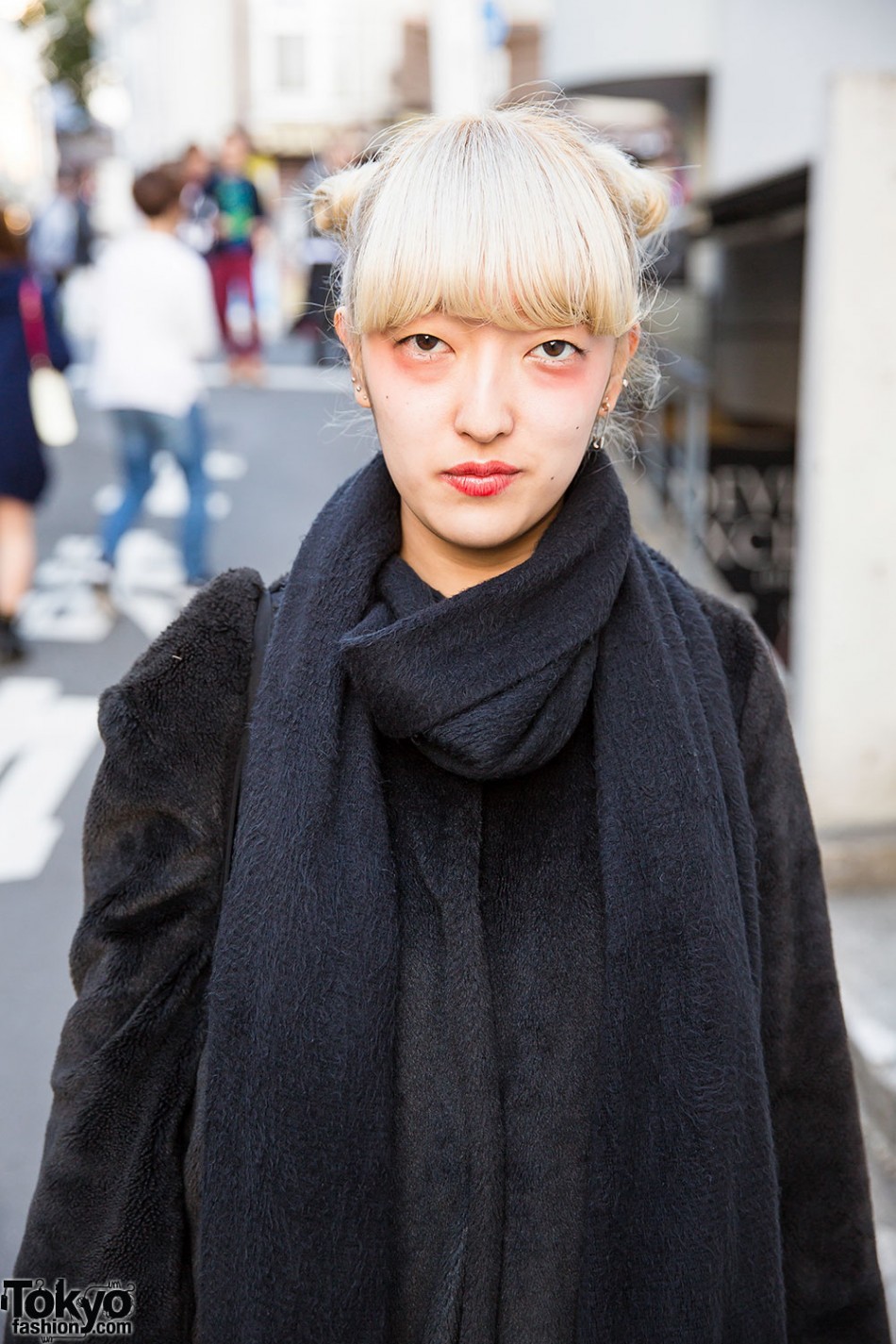 Harajuku Girls in All Black w/ Jouetie, Vivienne Westwood, Chanel, I am ...