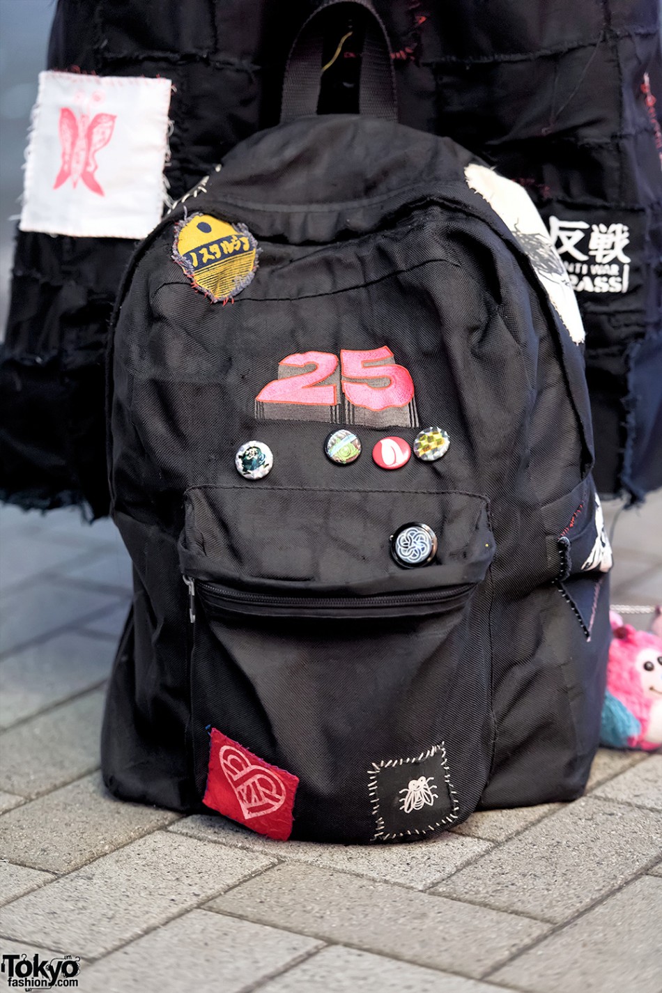 Crust Punk Skirt, Hentaiworks Backpack & Punk Do Hoodie in Harajuku ...