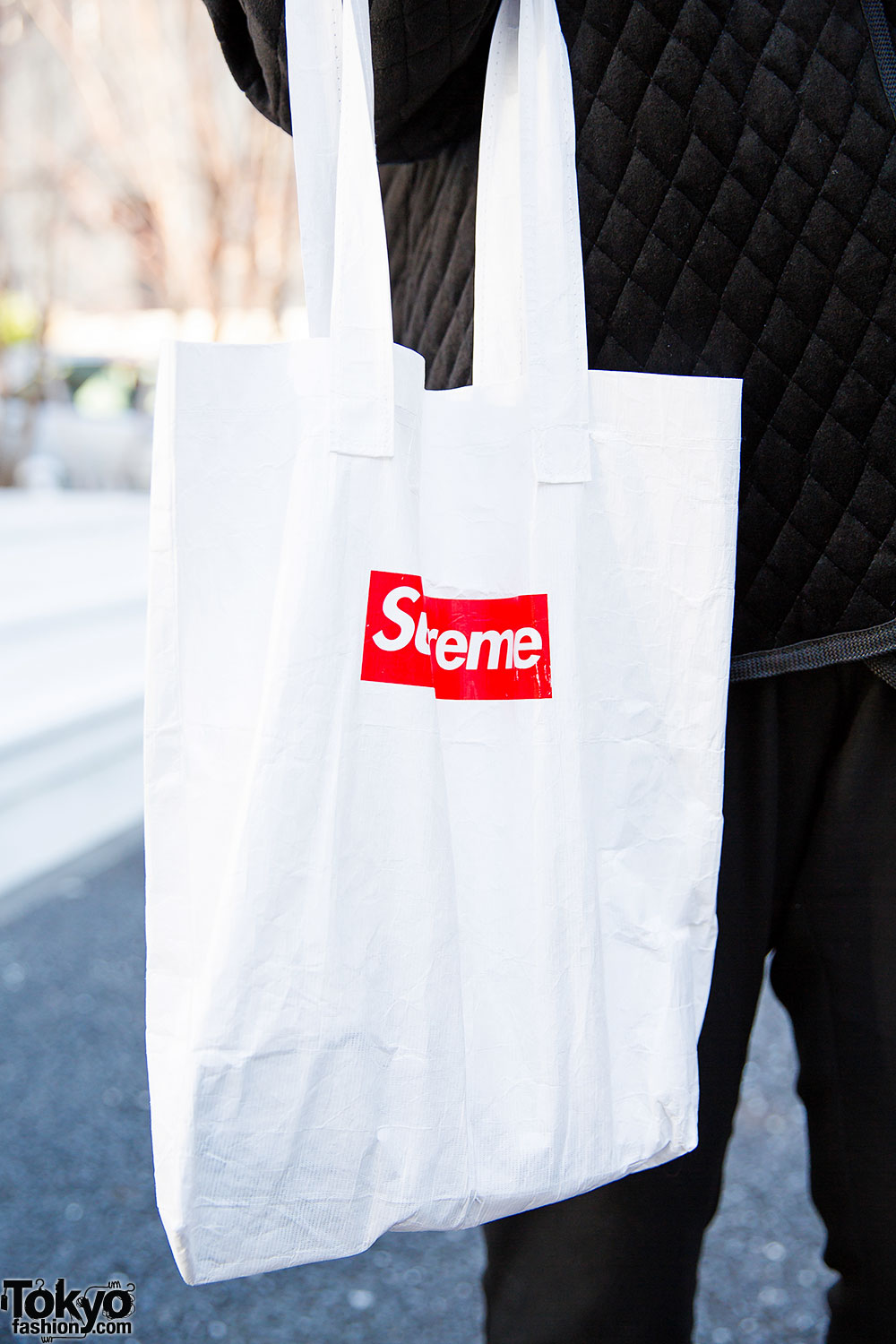 supreme shop bag