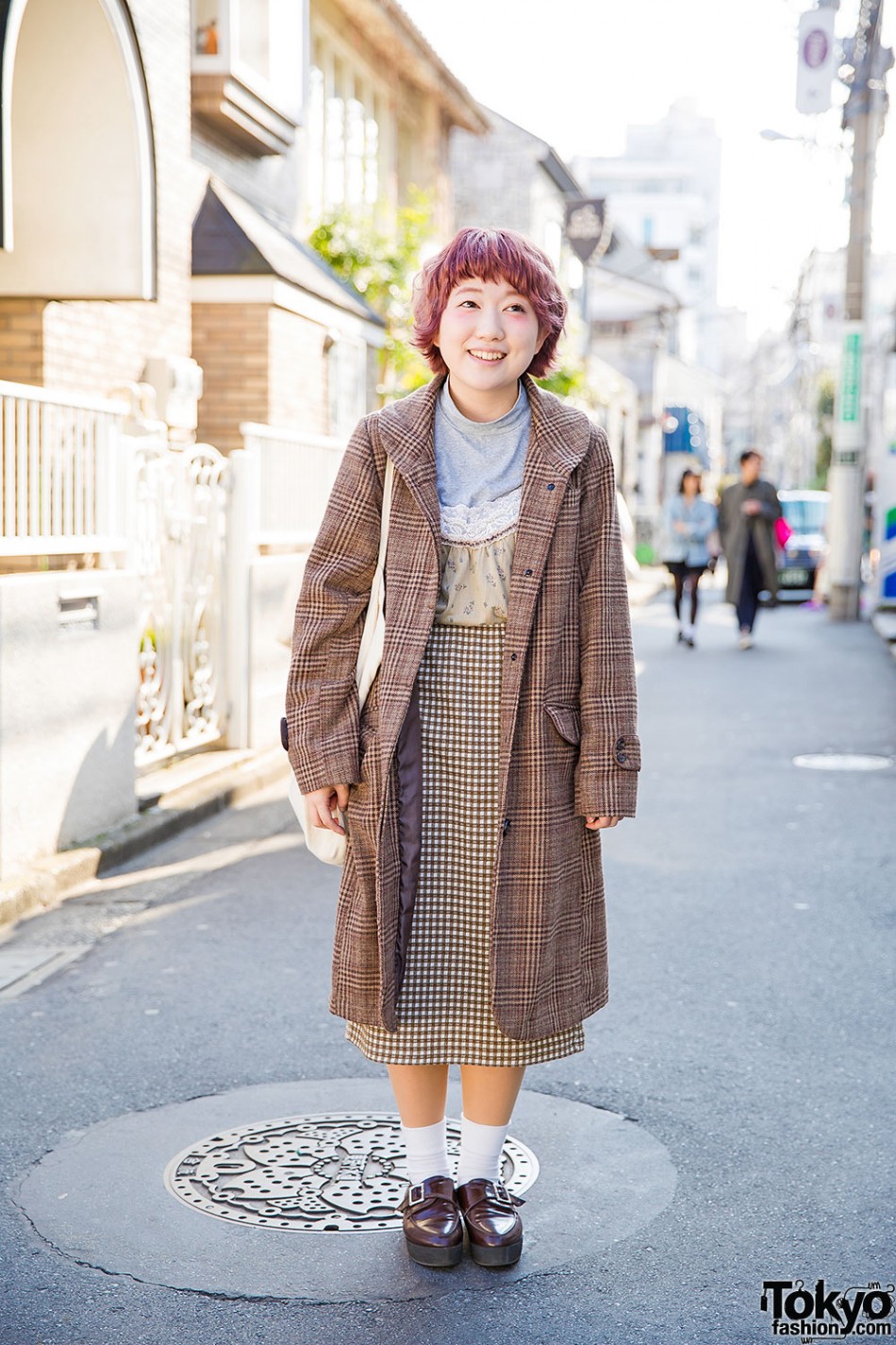 Harajuku Girl w/ Short Pink Hair in Plaid Coat, Resale Fashion & niko ...