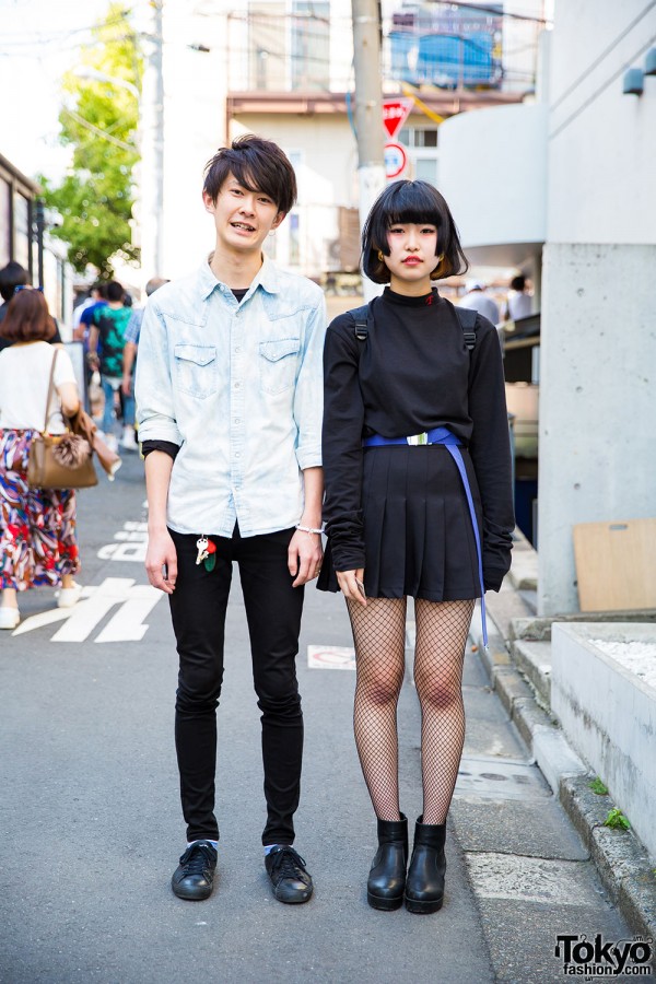 Harajuku Duo in Minimalist Fashion w/ Skinny Jeans, Pleated Skirt, Fishnets & Denim