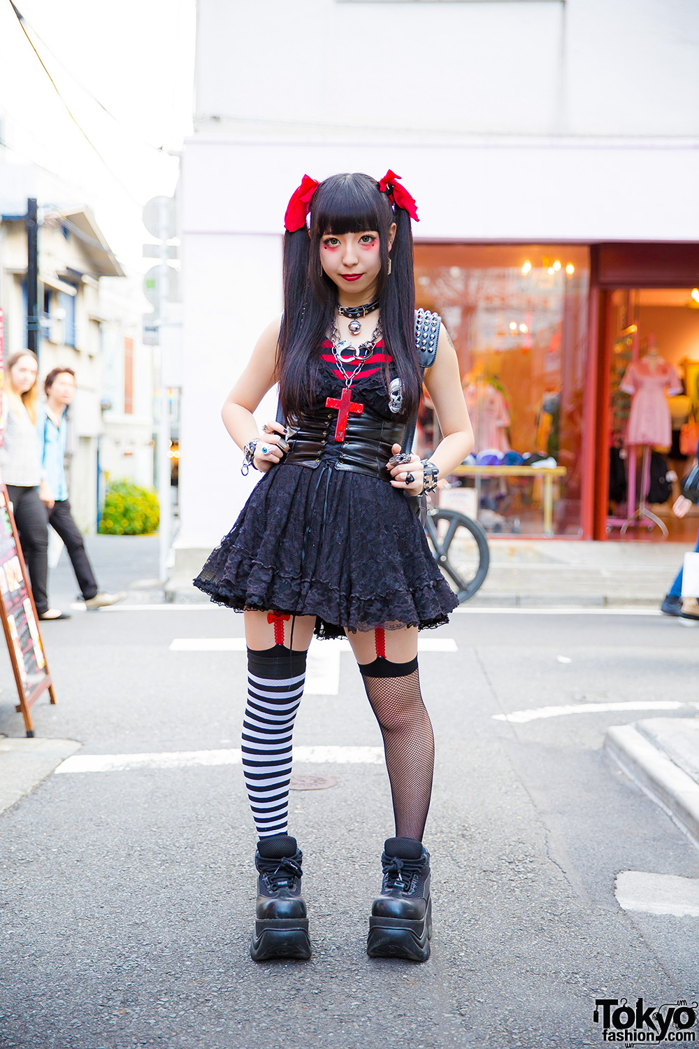 Harajuku Goth Punk Style W Twin Tails Algonquins Tutuha Demonia And Hellcatpunks Tokyo Fashion 5045