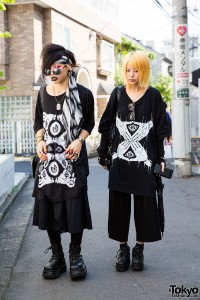 Harajuku Goth Street Styles w/ Oversized M:E T-Shirts, Barokue ...