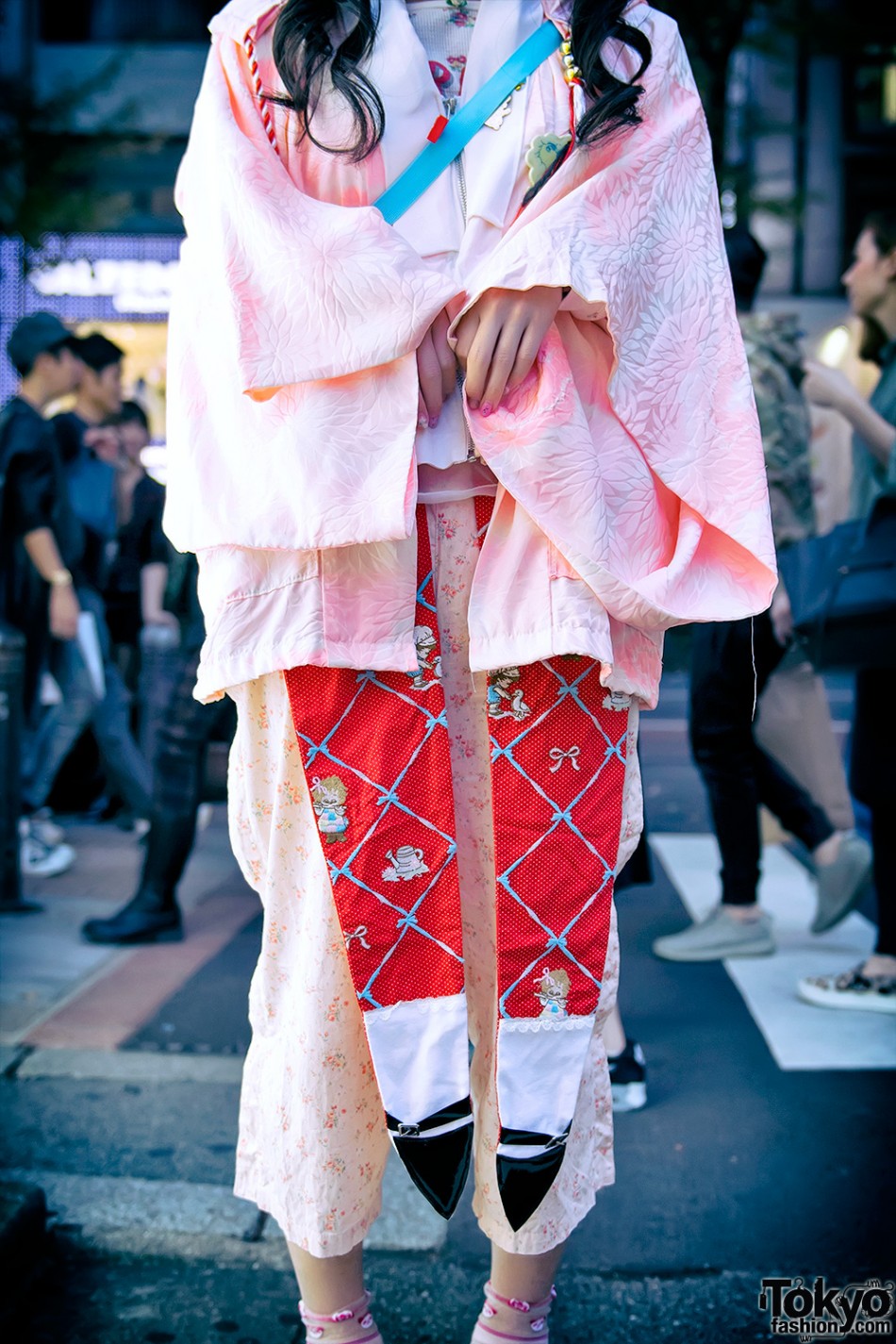 Japanese Idol Shioringo in Hayatochiri Kimono, Jenny Fax & Tokyo Bopper ...