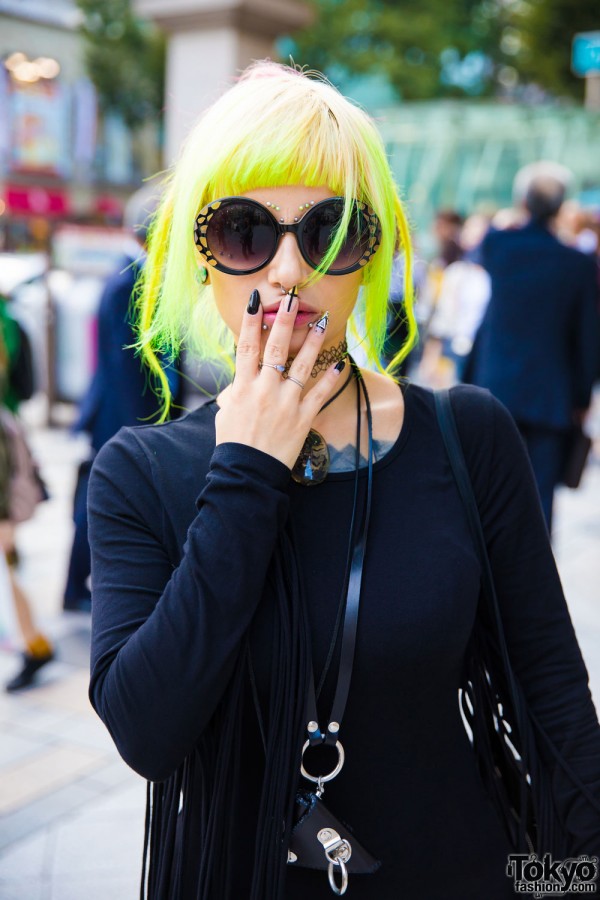 Neon-haired Harajuku Girl in Dark Street Style, Tattoos, Piercings ...