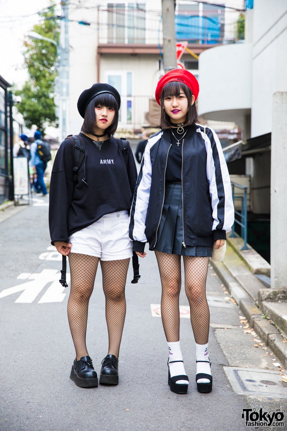 Harajuku Girls in Berets, Fishnets & Platforms w/ Bubbles Tokyo & Never ...