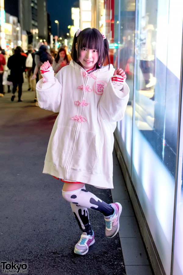 Harajuku Girl in ZZZ Oversize Hoodie, Nile Perch, Candye Syrup & ACDC Rag Knee Socks