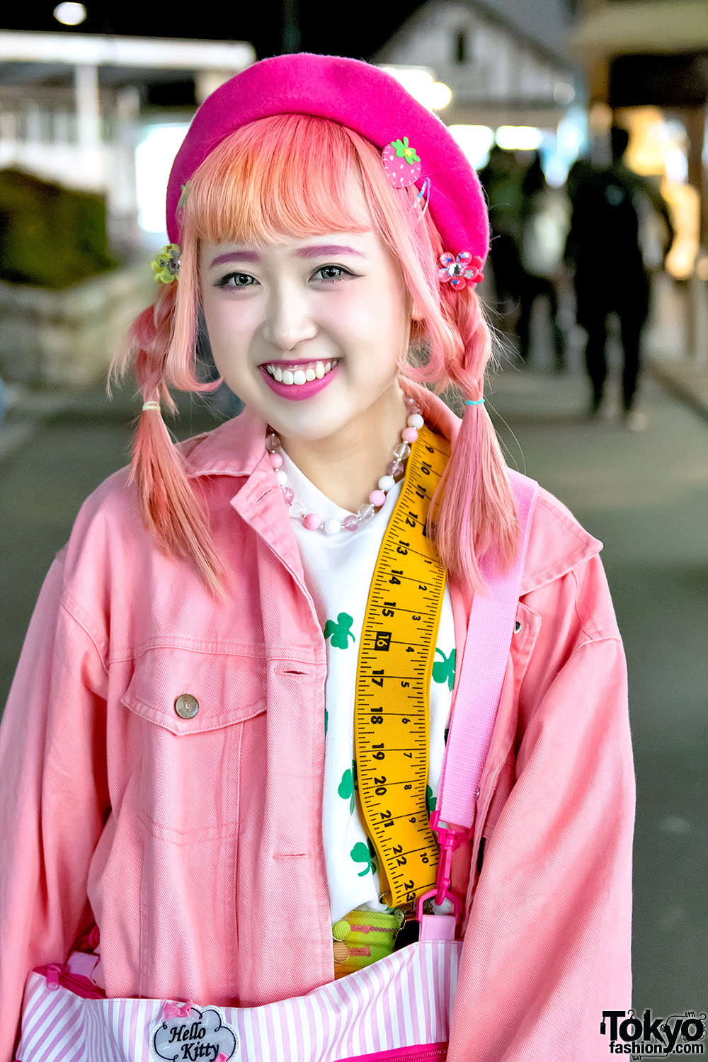 Kawaii Pink Harajuku Street Styles W Hello Kitty Disney Spinns And Wego