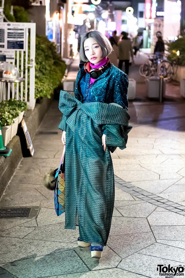 Vintage Green Kimono, Pastel Bob, Platform Heels & Fishnets in Harajuku