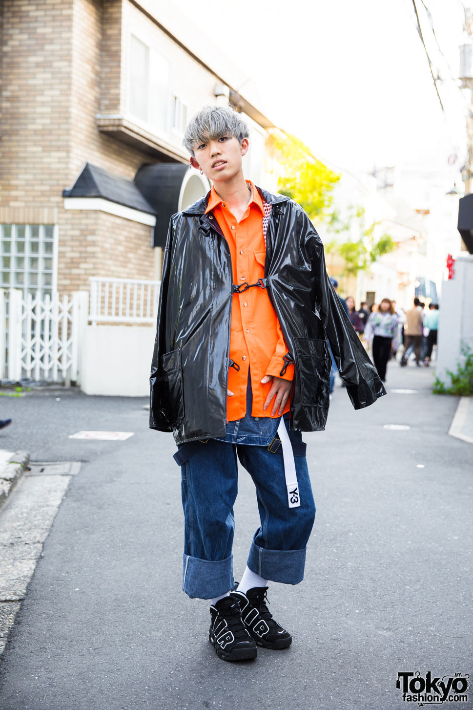 Harajuku Guy in Denim Jumper Street Style w/ Carhartt, Nike Air, Y-3 & Chrome  Hearts – Tokyo Fashion