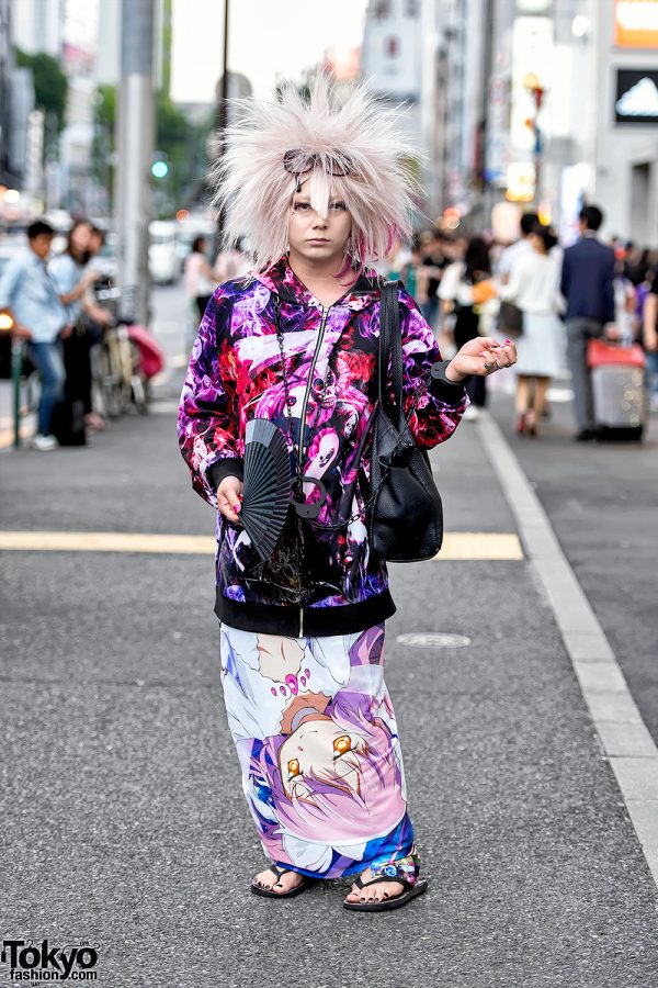 Harajuku Guy w/ Silver Hair in Madoka Magica Skirt, AnkoROCK Hoodie & Monomania