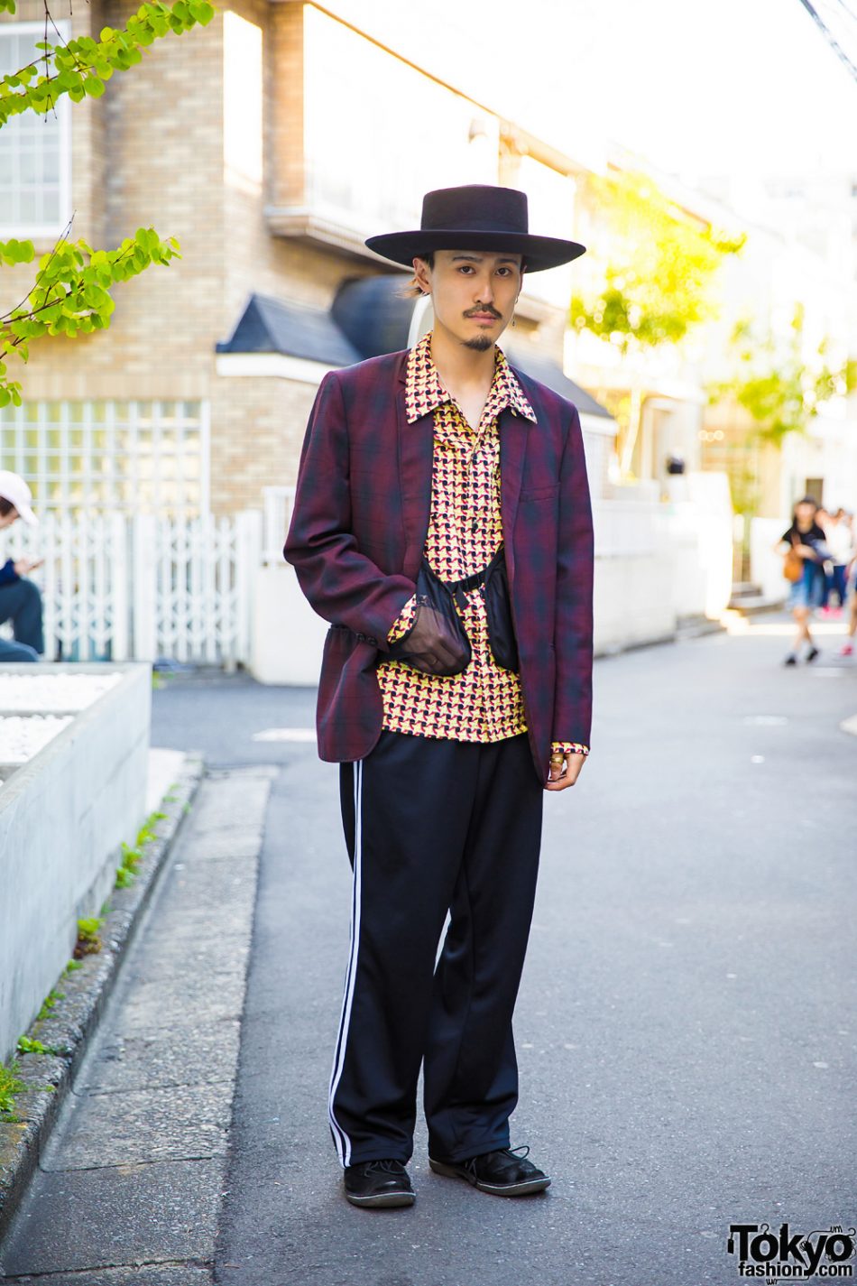 Harajuku Guy in Top Knot Wide Brim Hat, DoLuKE, SYU.Homme/Femme & John ...