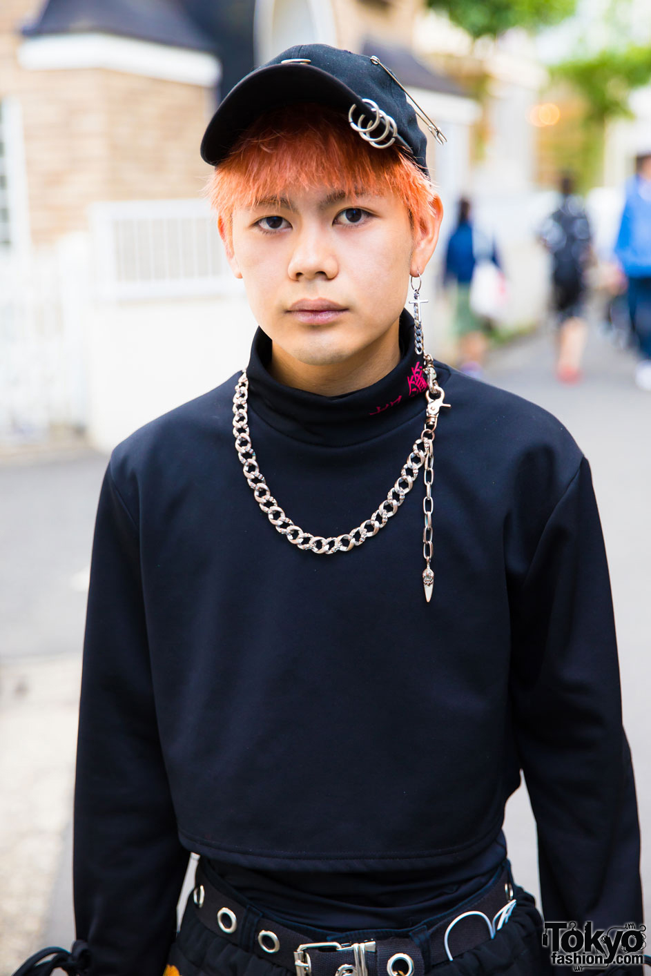 Harajuku Guy in More Than Dope Sweatshirt, Hakama & Black Boots – Tokyo