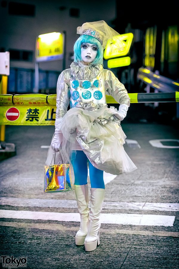 Shironuri Minori on the Street in Shibuya at Night Wearing Aqua & Silver