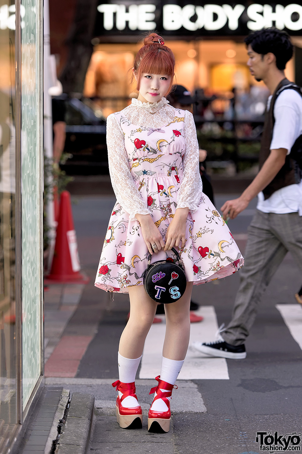 Harajuku Girl w/ Ruffle Dress, Milk Heart Handbag & Vivienne