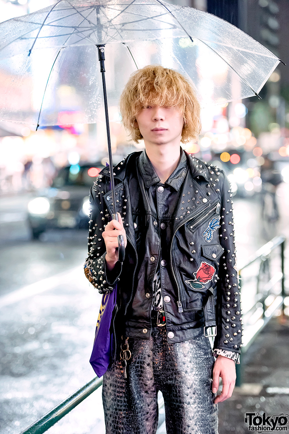Rainy Weather Harajuku Street Style w/ Studded Leather Jacket
