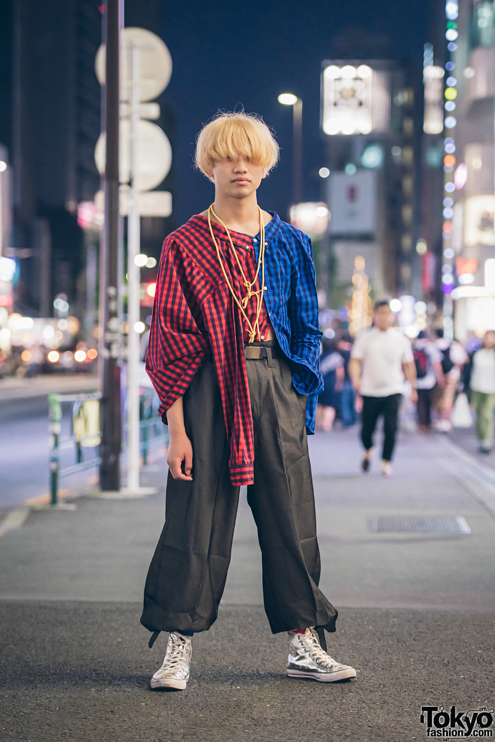 Harajuku Guy in Plaid Street Style w/ Deconstructed Shirt, Rope Necklace & Silver Sneakers